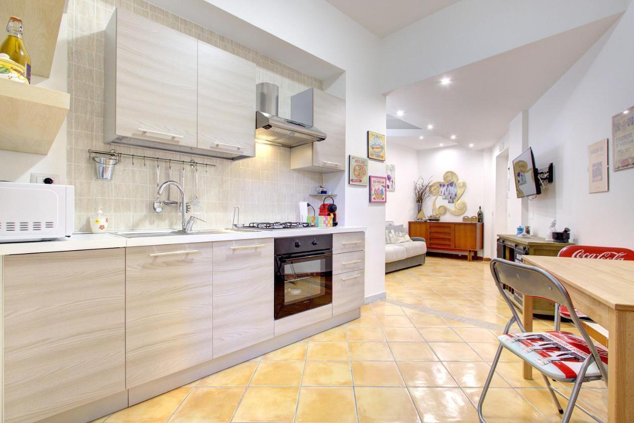 Vomero-Rossini Appartement Napels Buitenkant foto