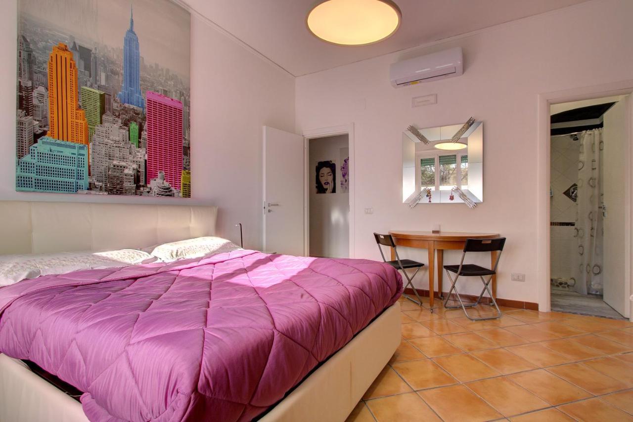 Vomero-Rossini Appartement Napels Buitenkant foto