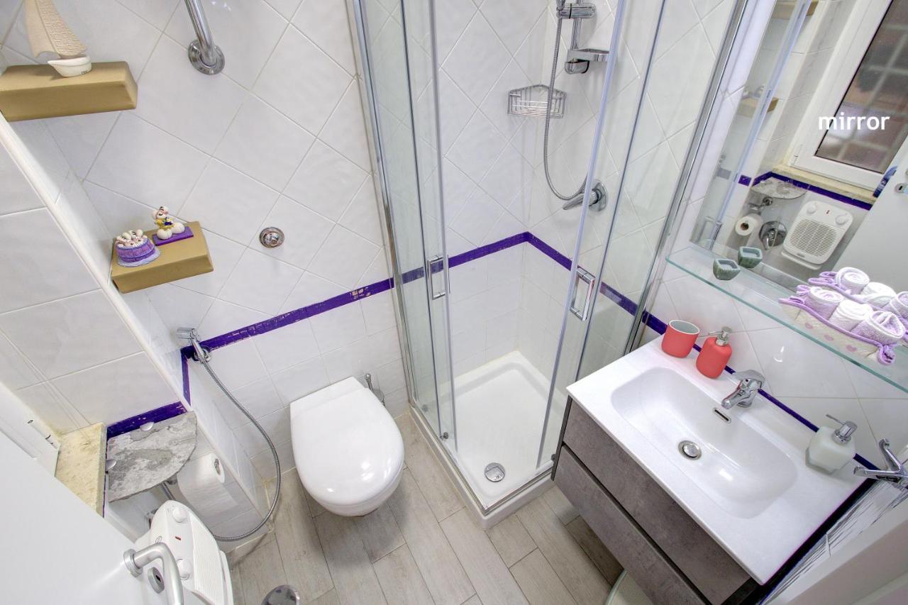 Vomero-Rossini Appartement Napels Buitenkant foto